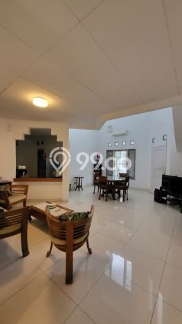 Rumah Luxury Modern Siap Huni di BSD Tangerang Rumah Luxury Modern Siap Huni di BSD Tangerang
