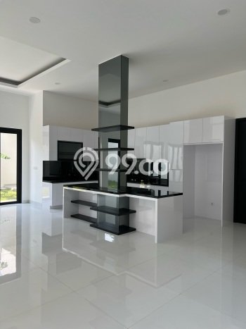Ready to Use! Luxury House LT 375m2 Desain Elegan di BSD Ready to Use! Luxury House LT 375m2 Desain Elegan di BSD