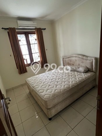 Rumah Disewakan Tangerang LT 180m2 LB 130m2 Kawasan BSD City Rumah Disewakan Tangerang LT 180m2 LB 130m2 Kawasan BSD City