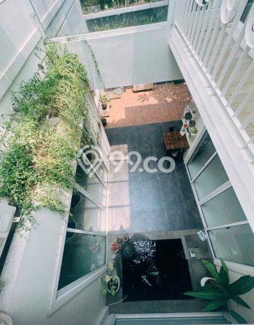 Hunian Mewah Siap Huni LT 271m2 di BSD, Tangerang Selatan Hunian Mewah Siap Huni LT 271m2 di BSD, Tangerang Selatan