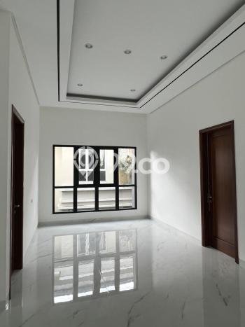 Rumah Eksklusif Dijual LT 234m2 di BSD, Tangerang Selatan Rumah Eksklusif Dijual LT 234m2 di BSD, Tangerang Selatan