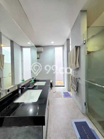 Rumah Elit LB 350m2 Siap Pakai Desain Elegan di BSD, Tangerang Rumah Elit LB 350m2 Siap Pakai Desain Elegan di BSD, Tangerang