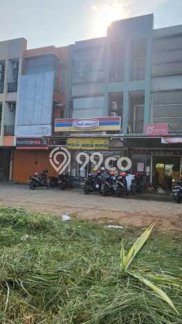 Dijual Ruko di Serpong Tangerang Selatan LT 75m2 / LB 200m2 Dijual Ruko di Serpong Tangerang Selatan LT 75m2 / LB 200m2