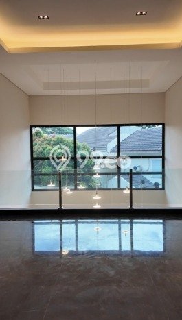 Hunian Mewah LB 365m2 Siap Huni Desain Elegan di BSD The Icon, Tangerang Hunian Mewah LB 365m2 Siap Huni Desain Elegan di BSD The Icon, Tangerang