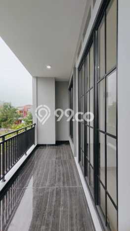 Rumah Luxury Modern Siap Huni di BSD Griya Loka Tangerang Rumah Luxury Modern Siap Huni di BSD Griya Loka Tangerang