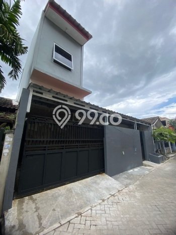 Peluang Investasi! Rumah Kost Dijual di Ciledug, Tangerang, 11 KT, 11 KM, Luas 250m2 Peluang Investasi! Rumah Kost Dijual di Ciledug, Tangerang, 11 KT, 11 KM, Luas 250m2