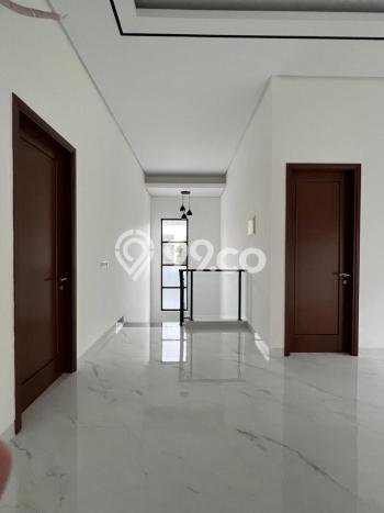 Rumah Elit Modern Tanpa Renovasi di BSD Foresta Tangerang Rumah Elit Modern Tanpa Renovasi di BSD Foresta Tangerang