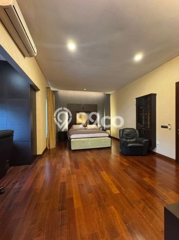 Hunian Elit LB 385m2 Siap Huni Desain Elegan di BSD The Green, Tangerang Hunian Elit LB 385m2 Siap Huni Desain Elegan di BSD The Green, Tangerang