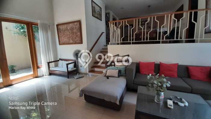 Rumah Elit Modern Tanpa Renovasi di BSD Nusaloka Tangerang Rumah Elit Modern Tanpa Renovasi di BSD Nusaloka Tangerang