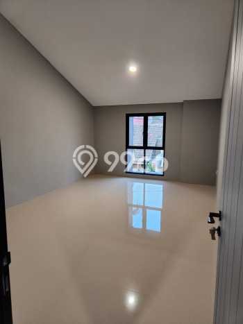 Rumah Luxury Modern Tanpa Renovasi di Ciater Tangerang Rumah Luxury Modern Tanpa Renovasi di Ciater Tangerang