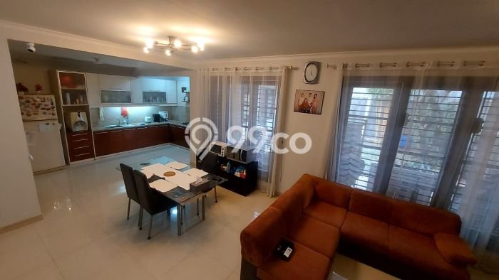 Rumah Mewah LB 200m2 Siap Pakai Desain Elegan di BSD Delatinos, Tangerang Rumah Mewah LB 200m2 Siap Pakai Desain Elegan di BSD Delatinos, Tangerang