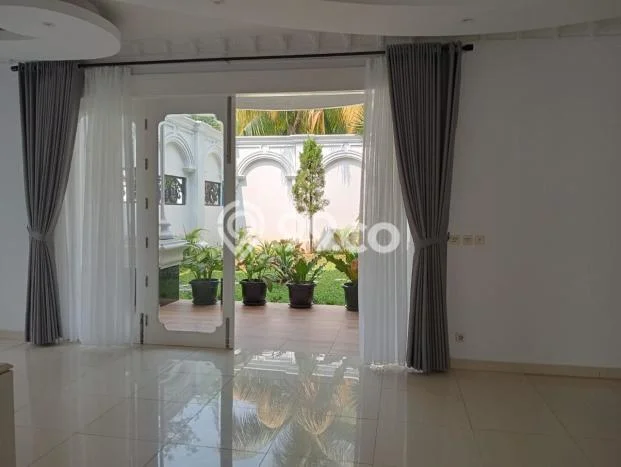 Rumah Elit Modern Tanpa Renovasi di BSD Taman Giri Loka Tangerang Rumah Elit Modern Tanpa Renovasi di BSD Taman Giri Loka Tangerang