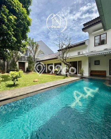 Dijual Rumah Mewah Megah Dengan View Eksklusif di Kemang, Jakarta Selatan Dijual Rumah Mewah Megah Dengan View Eksklusif di Kemang, Jakarta Selatan