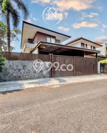Dijual Rumah Luas Elegan Dengan View Eksklusif di Pondok Indah, Jakarta Selatan Dijual Rumah Luas Elegan Dengan View Eksklusif di Pondok Indah, Jakarta Selatan