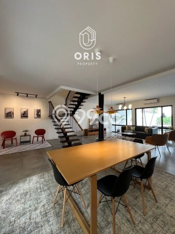 Rumah Luxury Modern Tanpa Renovasi di Cipete Jakarta Selatan Rumah Luxury Modern Tanpa Renovasi di Cipete Jakarta Selatan