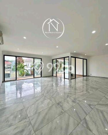 Dijual Rumah Luas Megah Dengan View Eksklusif di Pondok Indah, Jakarta Selatan Dijual Rumah Luas Megah Dengan View Eksklusif di Pondok Indah, Jakarta Selatan
