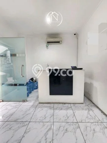 Area Ramai! Ruko Dijual di Kebayoran Baru untuk Bisnis Luas Bangunan 270m2 Area Ramai! Ruko Dijual di Kebayoran Baru untuk Bisnis Luas Bangunan 270m2