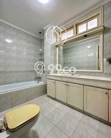 Jual Rumah Mewah Elegan Dengan View Eksklusif di Simprug, Jakarta Selatan Jual Rumah Mewah Elegan Dengan View Eksklusif di Simprug, Jakarta Selatan