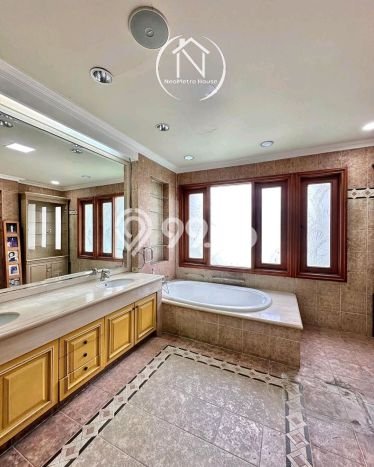 For Sale! Premium House LT 634m2 Desain Elegan di Pondok Indah For Sale! Premium House LT 634m2 Desain Elegan di Pondok Indah