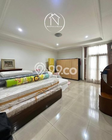 Jual Rumah Luas Megah Dengan View Eksklusif di Pondok Indah, Jakarta Selatan Jual Rumah Luas Megah Dengan View Eksklusif di Pondok Indah, Jakarta Selatan