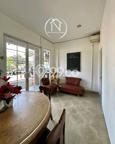 Ruko Dijual di Prime Area Jakarta Selatan Luas 216m2 Ruko Dijual di Prime Area Jakarta Selatan Luas 216m2