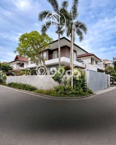 Rumah Elit Modern Tanpa Renovasi di Pondok Indah Jakarta Selatan Rumah Elit Modern Tanpa Renovasi di Pondok Indah Jakarta Selatan