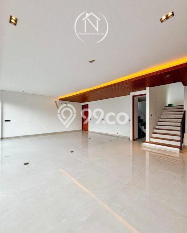 Dijual Rumah Luas Elegan Dengan View Eksklusif di Pondok Indah, Jakarta Selatan Dijual Rumah Luas Elegan Dengan View Eksklusif di Pondok Indah, Jakarta Selatan