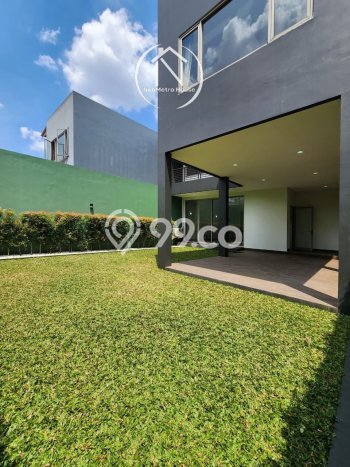 Dijual Rumah Premium dengan Fasilitas Sekitar Komplit di Cilandak, Jakarta Selatan Dijual Rumah Premium dengan Fasilitas Sekitar Komplit di Cilandak, Jakarta Selatan