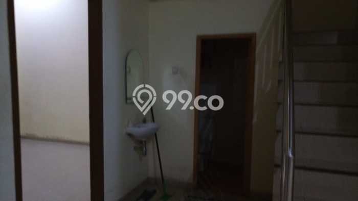 Rumah Elit Modern Tanpa Renovasi di Taman Ratu Jakarta Barat Rumah Elit Modern Tanpa Renovasi di Taman Ratu Jakarta Barat
