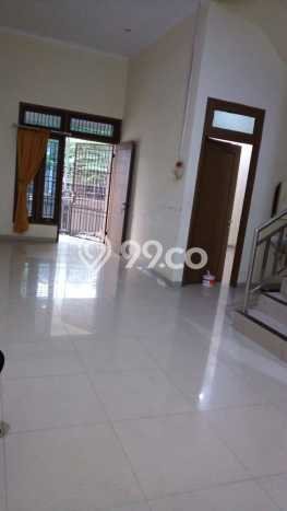 Rumah Elit Modern Tanpa Renovasi di Taman Ratu Jakarta Barat Rumah Elit Modern Tanpa Renovasi di Taman Ratu Jakarta Barat