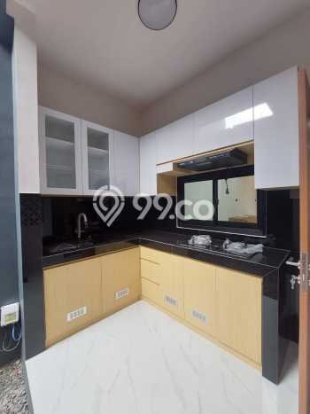Jual Rumah Bagus Siap Huni LB 98m2 di Kebon Jeruk, Jakarta Barat Jual Rumah Bagus Siap Huni LB 98m2 di Kebon Jeruk, Jakarta Barat