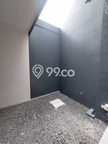Jual Rumah Bagus Siap Huni LB 98m2 di Kebon Jeruk, Jakarta Barat Jual Rumah Bagus Siap Huni LB 98m2 di Kebon Jeruk, Jakarta Barat