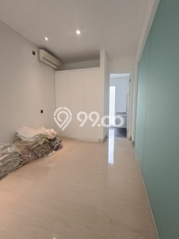 Hunian Elit LB 381m2 Siap Pakai Desain Elegan di Pejaten Timur, Jakarta Selatan Hunian Elit LB 381m2 Siap Pakai Desain Elegan di Pejaten Timur, Jakarta Selatan