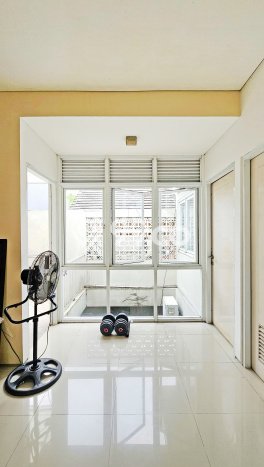Jual Rumah Modern 4 KT di Bintaro, Tangerang Selatan Jual Rumah Modern 4 KT di Bintaro, Tangerang Selatan