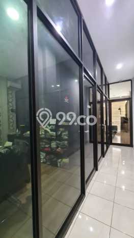 Ruko Disewakan di Green Lake City, Luas 162m², Area Premium Ruko Disewakan di Green Lake City, Luas 162m², Area Premium