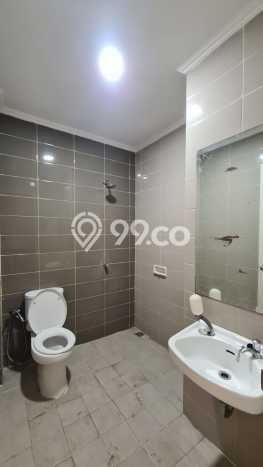 FOR RENT! Ruko di Green Lake City Cocok untuk Bisnis 211m2 FOR RENT! Ruko di Green Lake City Cocok untuk Bisnis 211m2