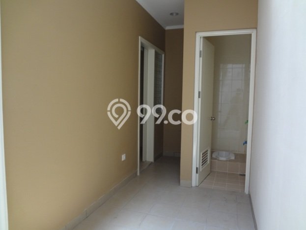 Disewakan! Rumah 3 Kamar Tidur &
3 Kamar Mandi di Green Lake City, Jakarta Barat Disewakan! Rumah 3 Kamar Tidur &
3 Kamar Mandi di Green Lake City, Jakarta Barat