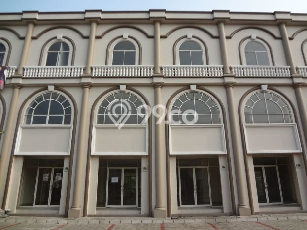 AREA KOMERSIAL! Ruko For Rent Kawasan Green Lake City, Luas 4m², Jalan Strategis, Siap Operasi AREA KOMERSIAL! Ruko For Rent Kawasan Green Lake City, Luas 4m², Jalan Strategis, Siap Operasi
