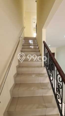 Rumah Disewakan Jakarta Barat LT 60m2 LB 60m2 Kawasan Green Lake City Rumah Disewakan Jakarta Barat LT 60m2 LB 60m2 Kawasan Green Lake City