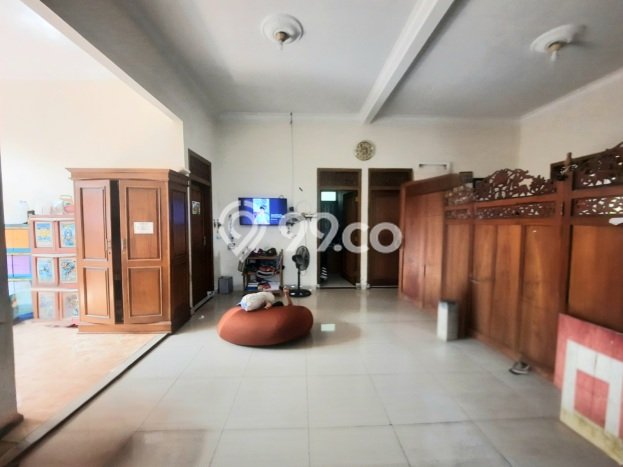 Jual Rumah Bagus Siap Huni LB 190m2 di Ngaliyan, Semarang Jual Rumah Bagus Siap Huni LB 190m2 di Ngaliyan, Semarang