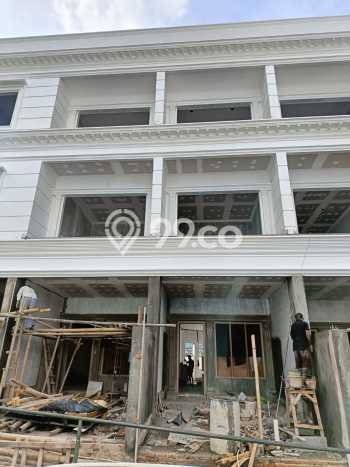 Rumah Minimalis 3 KT di Tanjung Duren Jakarta Barat Rumah Minimalis 3 KT di Tanjung Duren Jakarta Barat