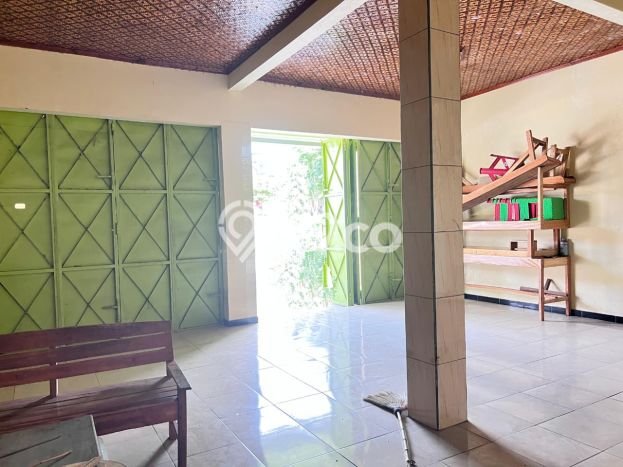 Dijual Ruko di Karangpandan, Luas 200m², Area Komersial, Akses Strategis Dijual Ruko di Karangpandan, Luas 200m², Area Komersial, Akses Strategis