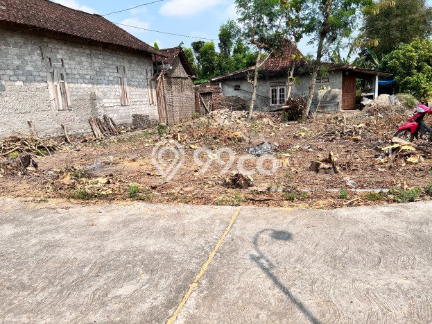 Untuk Dijual Tanah di Sragen Sragen Luas 191m2 SHM Untuk Dijual Tanah di Sragen Sragen Luas 191m2 SHM