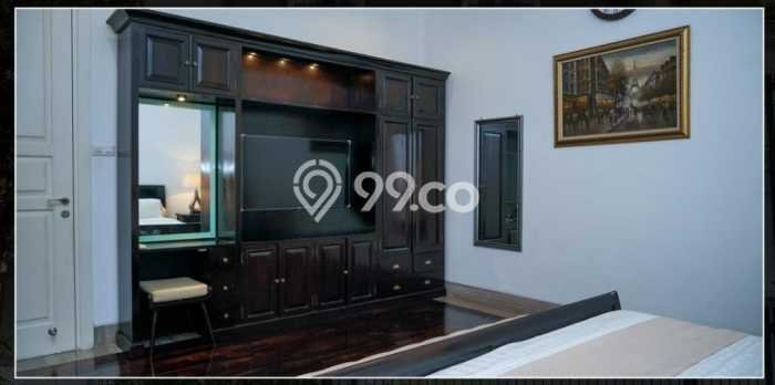 Siap Huni Hunian Elit 7 Kamar di Kebayoran Baru Dekat ke Mana Saja Siap Huni Hunian Elit 7 Kamar di Kebayoran Baru Dekat ke Mana Saja