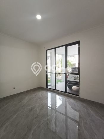 Jual Rumah Luas Megah Dengan View Cantik di Bintaro, Tangerang Selatan Jual Rumah Luas Megah Dengan View Cantik di Bintaro, Tangerang Selatan