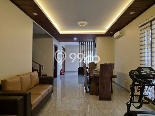 Jual Rumah Luas Elegan Dengan View Cantik di Bintaro, Jakarta Selatan Jual Rumah Luas Elegan Dengan View Cantik di Bintaro, Jakarta Selatan