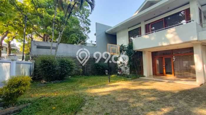Rumah Luxury Modern Tanpa Renovasi di Hegarmanah Bandung Rumah Luxury Modern Tanpa Renovasi di Hegarmanah Bandung