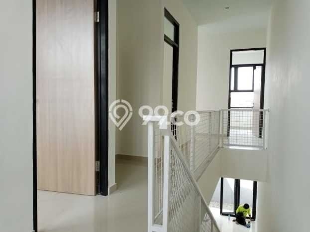 Rumah Siap Pakai di Taman Kopo Indah, Bandung, LT 80m² Bangunan 120m² Rumah Siap Pakai di Taman Kopo Indah, Bandung, LT 80m² Bangunan 120m²