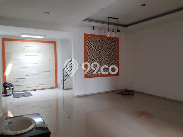 Rumah Terawat di Holis Cigondewah, Bandung, Luas Tanah 144m², LB 135m² Rumah Terawat di Holis Cigondewah, Bandung, Luas Tanah 144m², LB 135m²