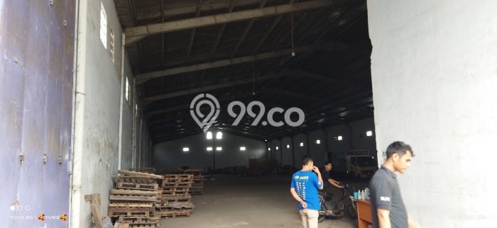 For Rent Gudang Kawasan Solokan Jeruk, Luas 1500m², Lokasi Strategis, Siap Untuk Dipakai For Rent Gudang Kawasan Solokan Jeruk, Luas 1500m², Lokasi Strategis, Siap Untuk Dipakai